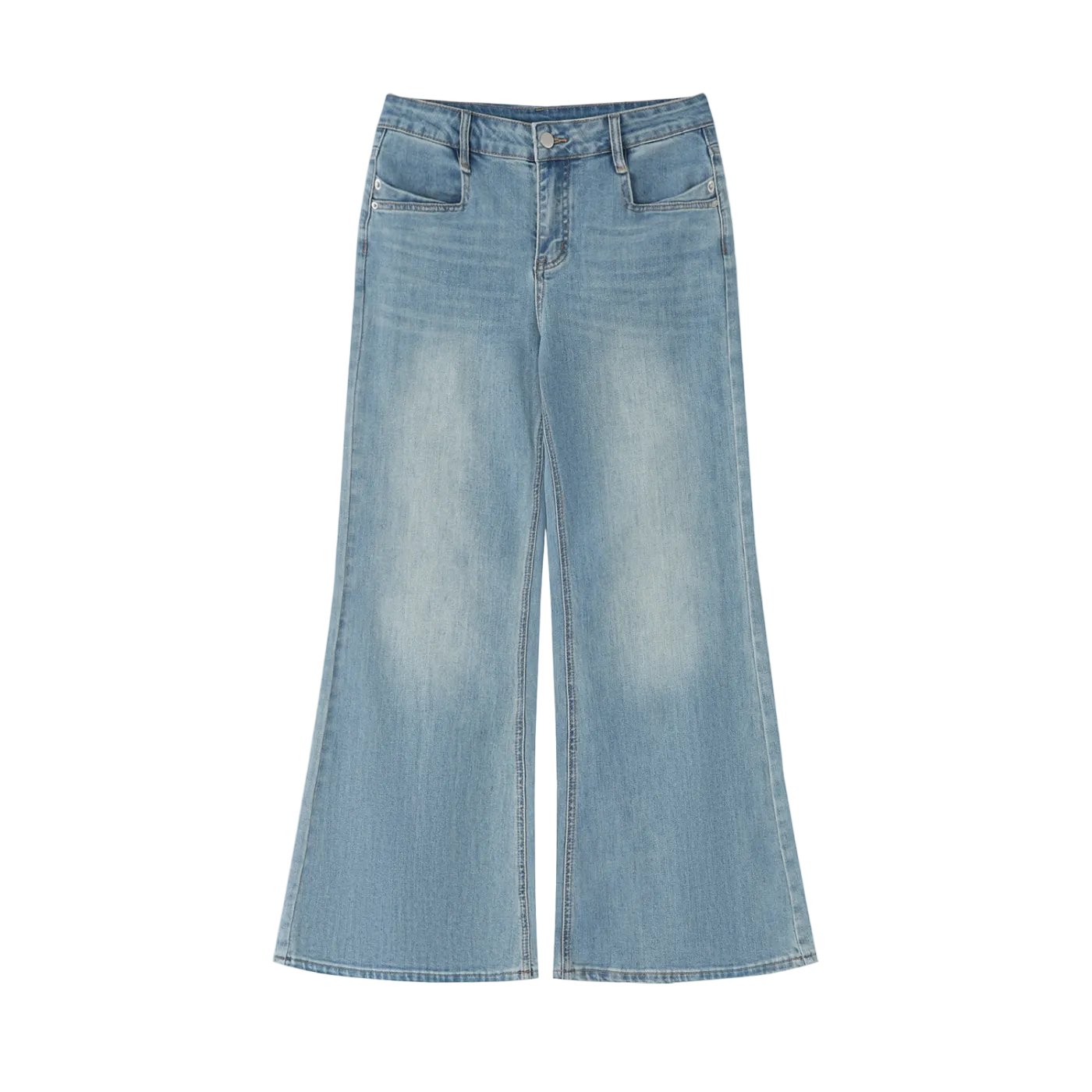 Jeans azul claro acampanados flare getabbe para mujer, lavado sun fade con desgaste en muslos, talle medio, bolsillos frontales diagonales, corte largo acampanado, fondo blanco