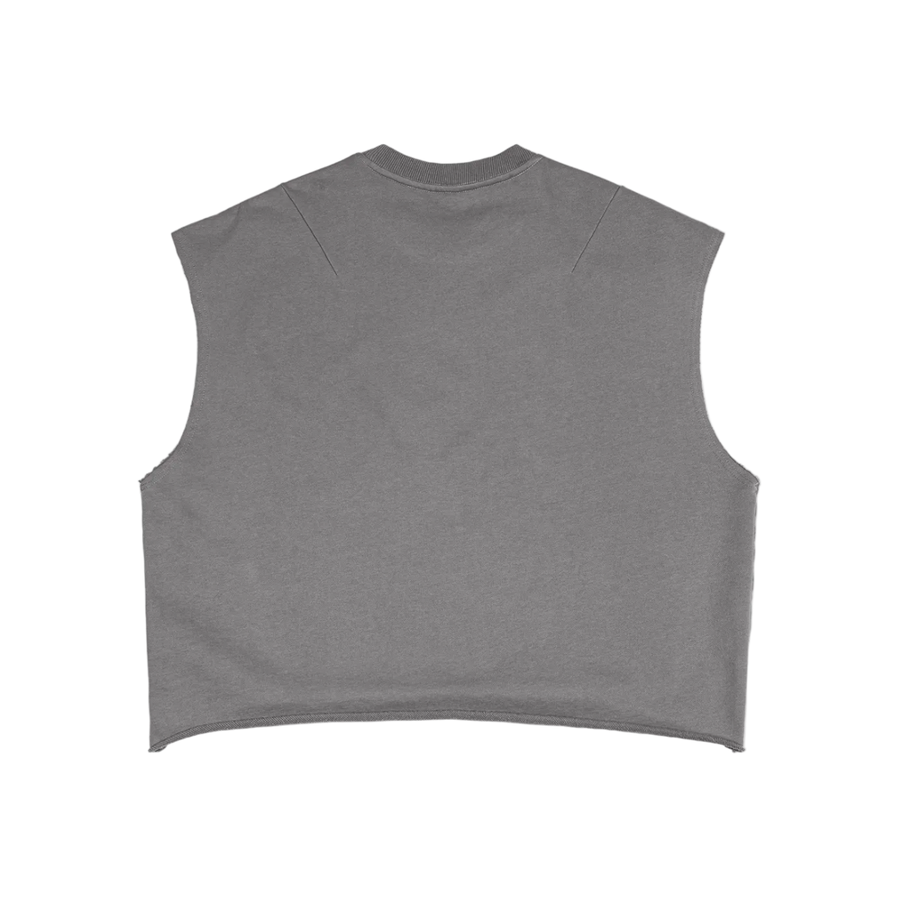 Tank top gris sin mangas getabbe con texto "département de design français" en blanco, acabado frayed, etiqueta con estrella roja, fondo blanco